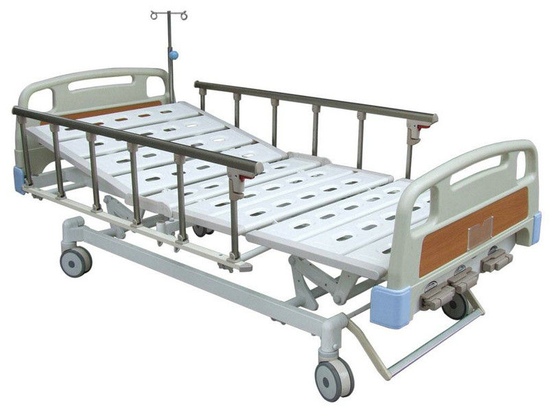 Adjustable Manual Hospital Bed With 3 Crank , Semi Fowler ICU Sickbed