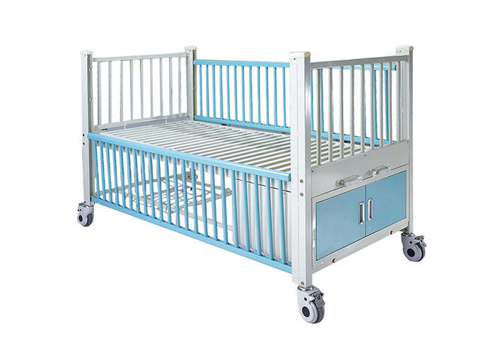 Enameled Steel Side Rails Pediatric Hospital Beds Full Length Protection