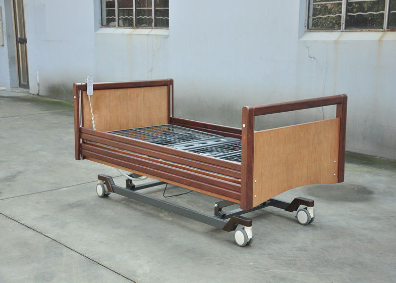 Custom Electric Nursing Home Beds Side Rails In Full Length Protection