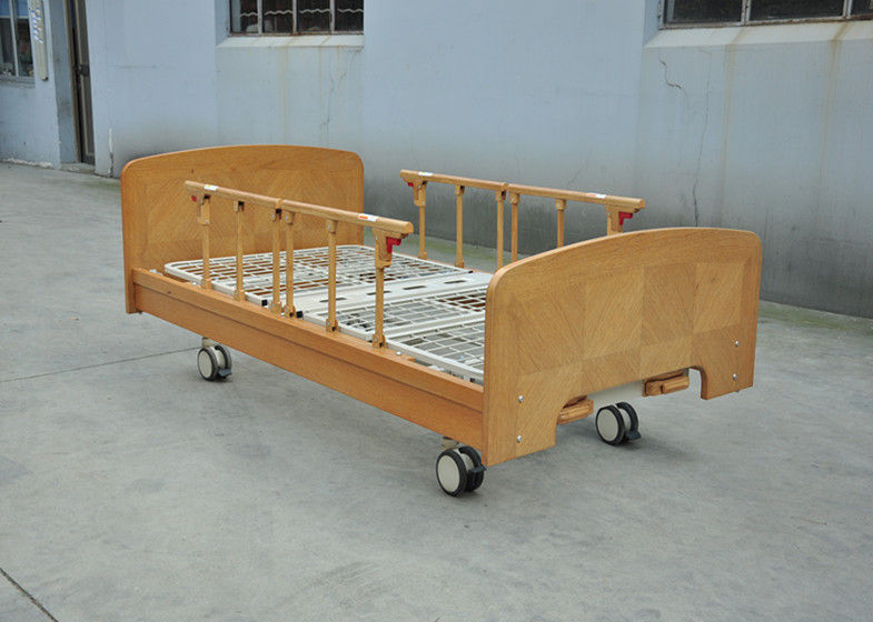 Two Manual Crank Nursing Home Beds Solid Wood Structure Aluminum Alloy Side Rail